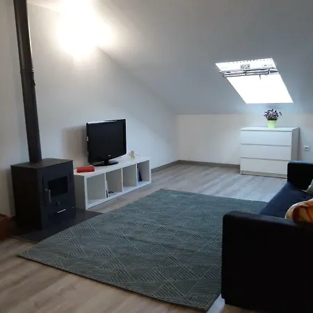 O Sótão Do Mé-mé *