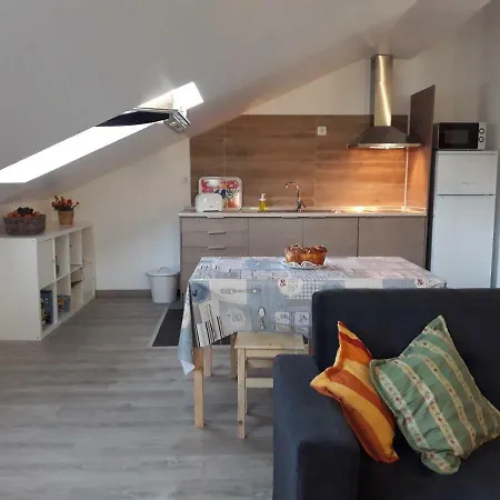 O Sótão Do Mé-mé *