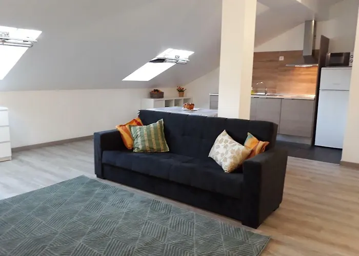 O Sotao Do Me-me * Manteigas