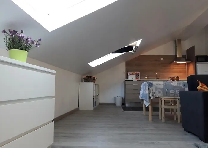 O Sotao Do Me-me * Manteigas